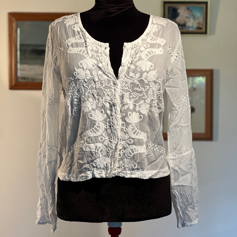 Beautiful Johnny Was embroidered white button up blouse
